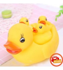 Đàn vịt thả bồn tắm cho bé